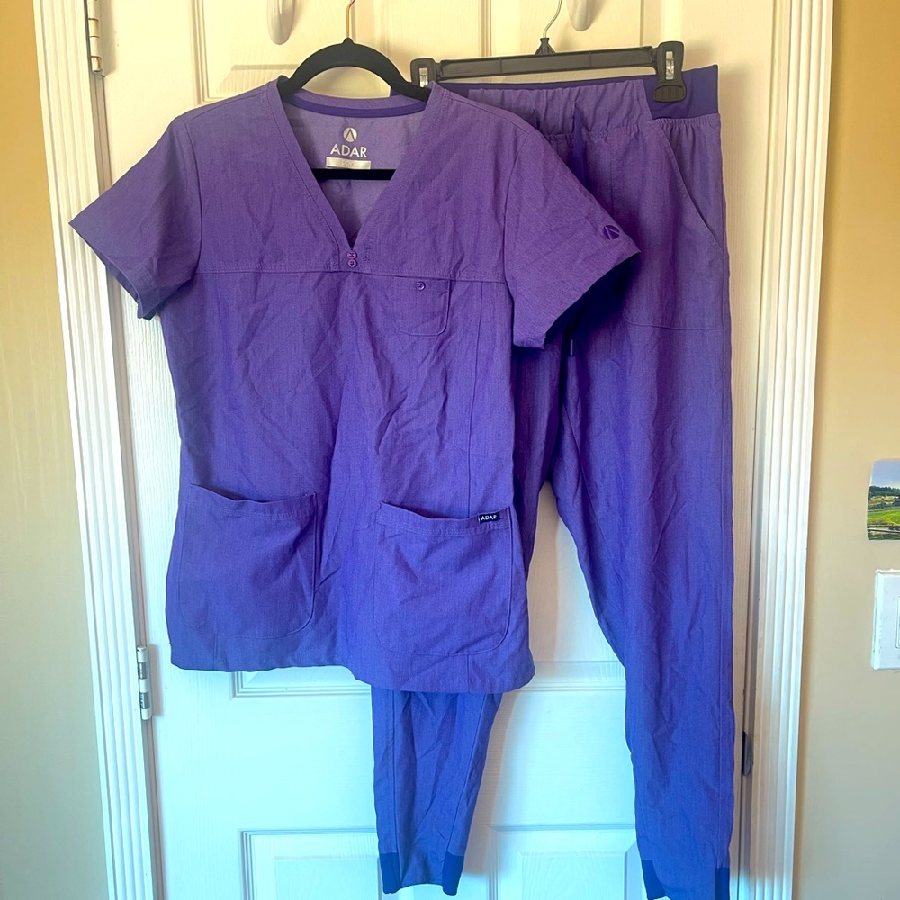Adar Heather scrubs